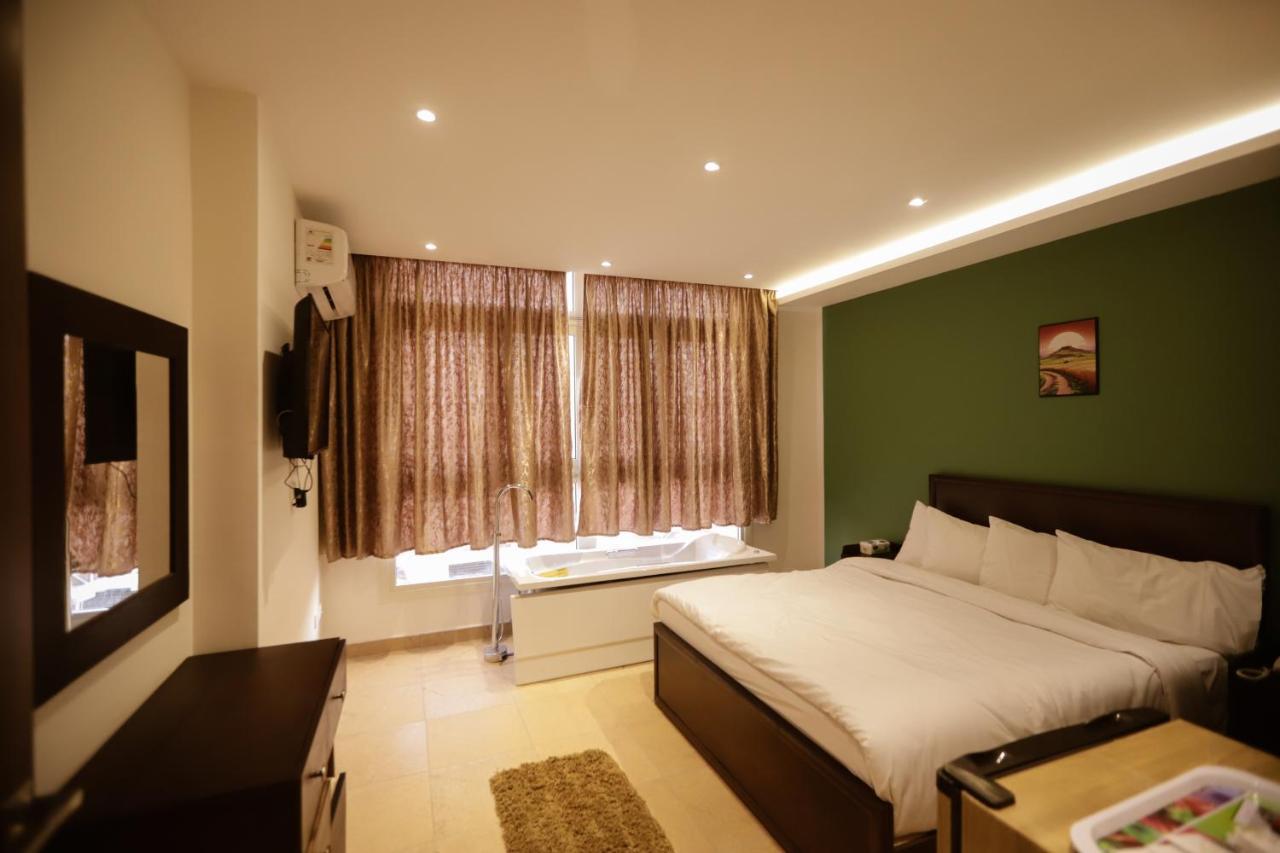 King Khafren View Inn Kafret el-Gabal Exterior photo