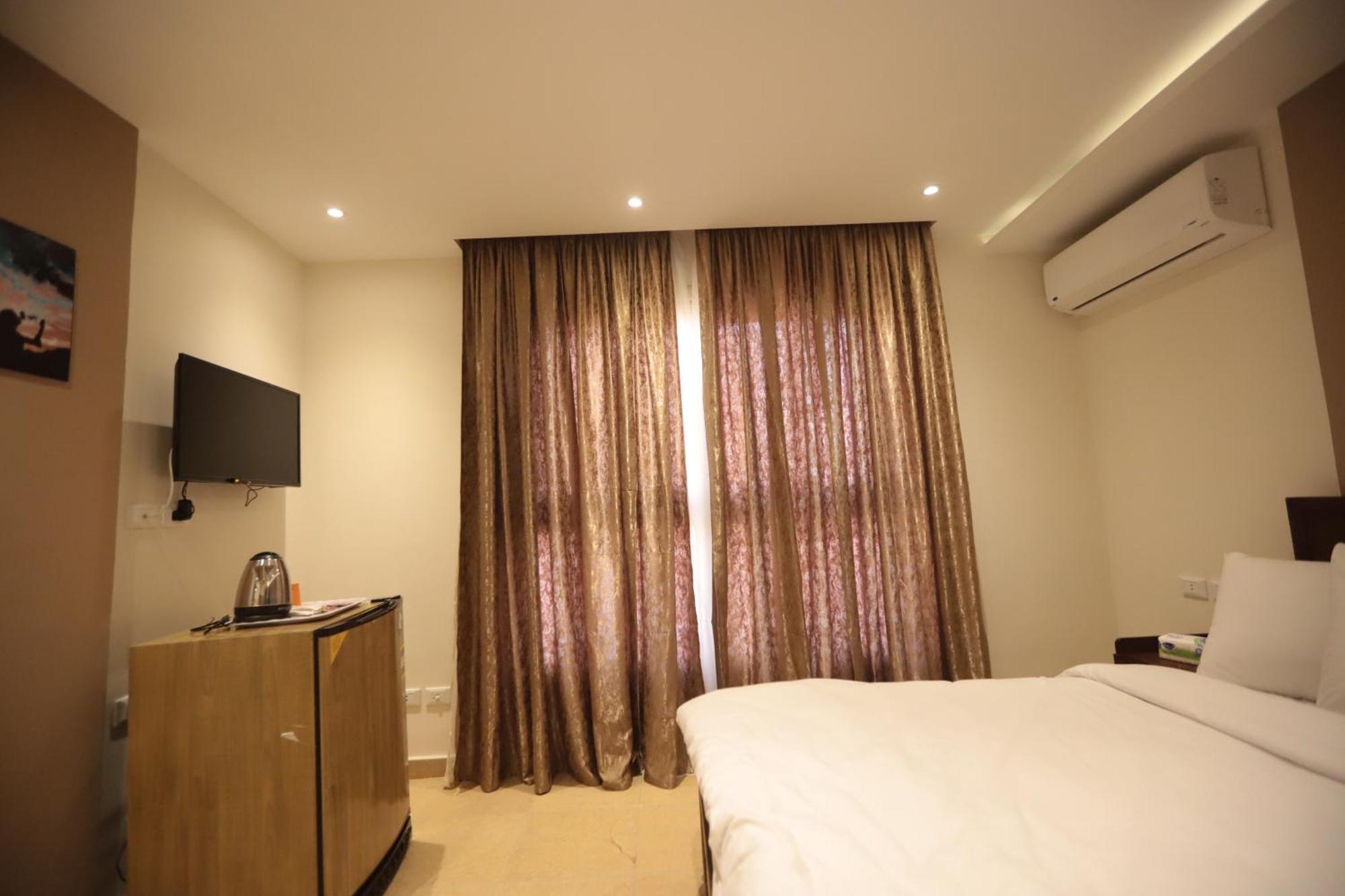 King Khafren View Inn Kafret el-Gabal Exterior photo