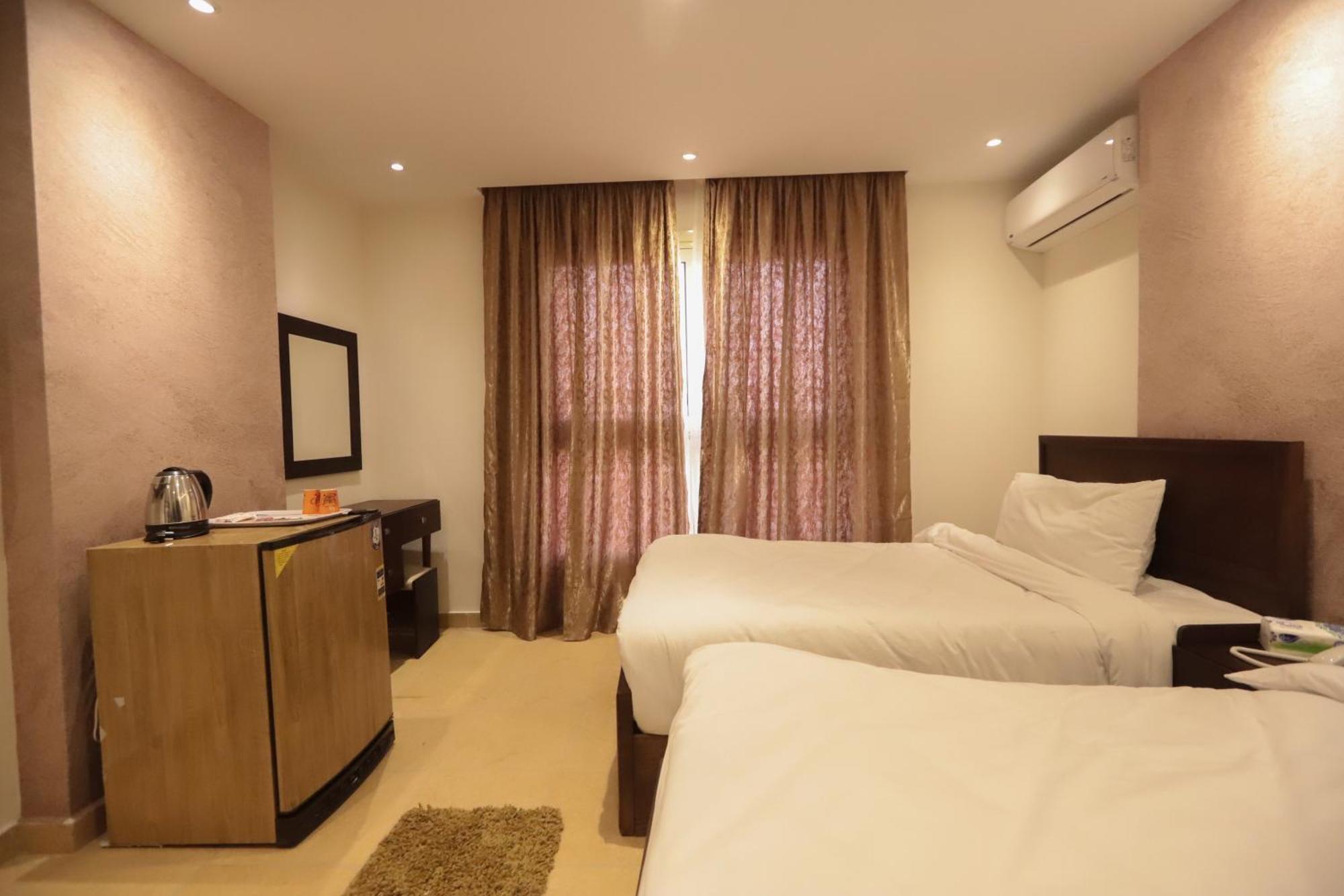 King Khafren View Inn Kafret el-Gabal Exterior photo