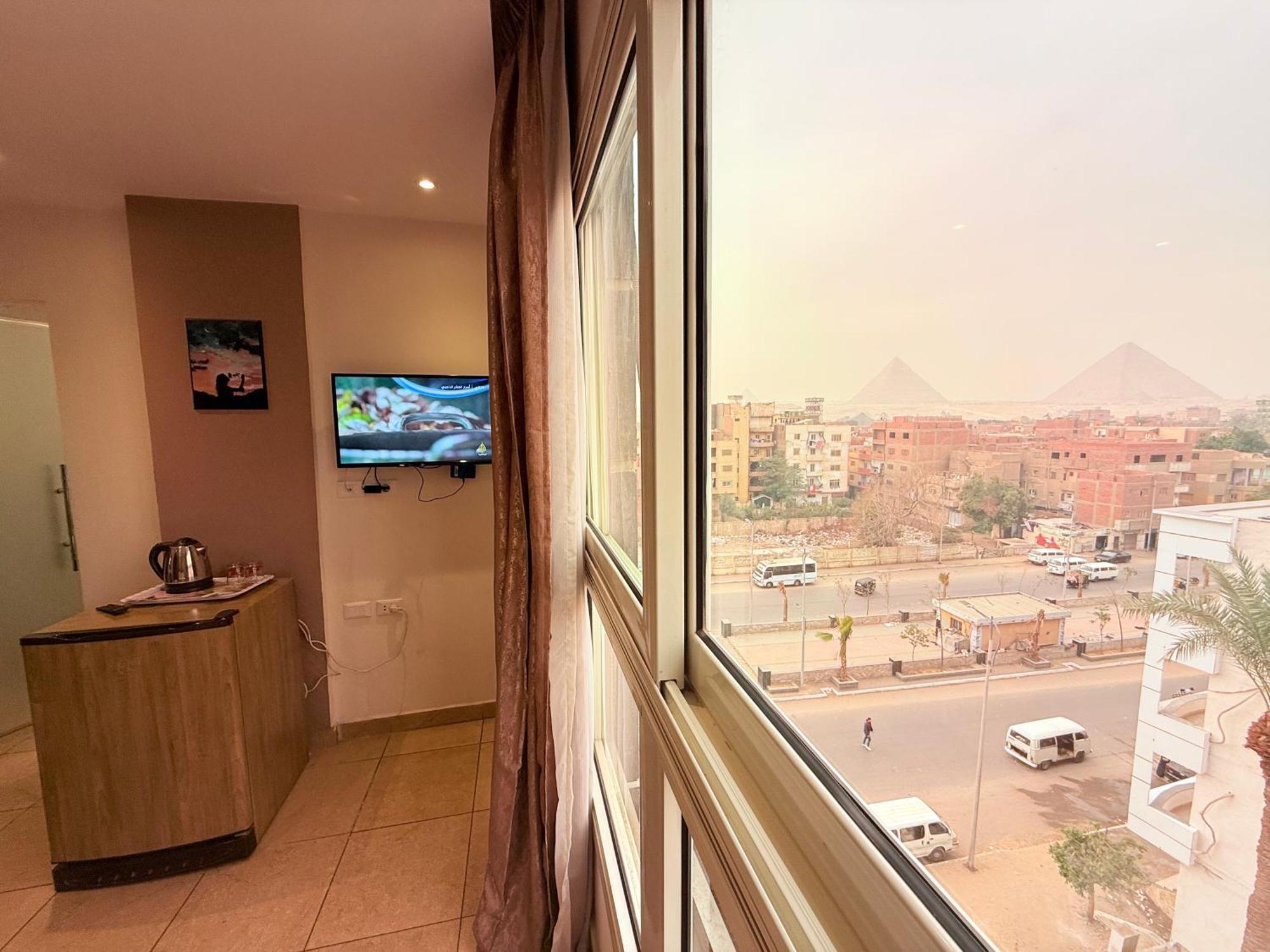 King Khafren View Inn Kafret el-Gabal Exterior photo